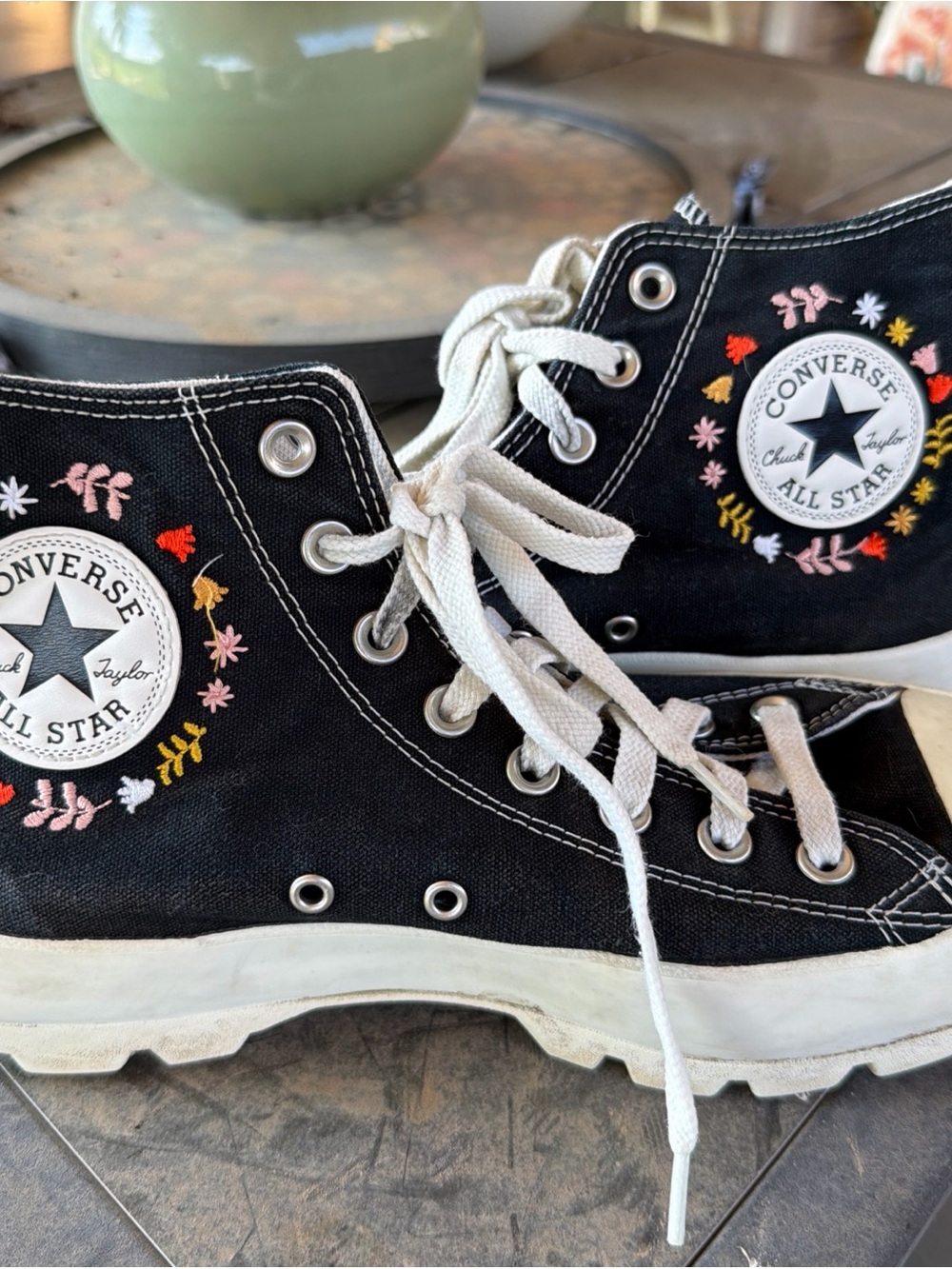 Converse Black High-Top Sneakers with White Accents and Floral Embroidery - Picture 4 of 9